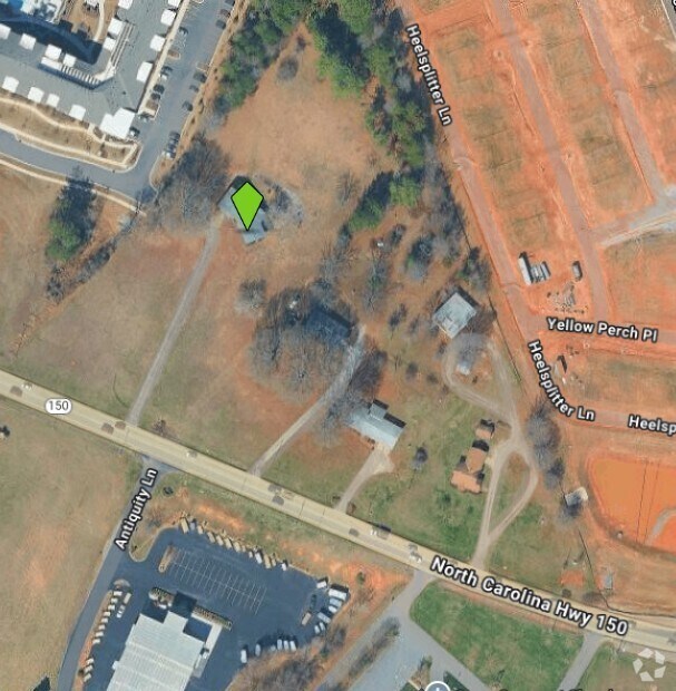 782 River Hwy, Mooresville, NC à vendre Photo principale– Image 1 sur 2