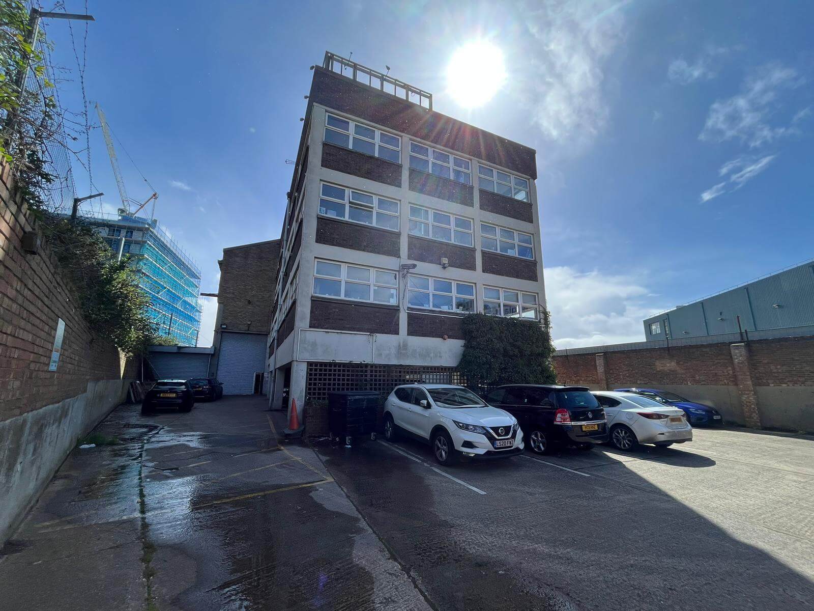 60 Hythe Rd, Londres à louer Photo principale– Image 1 sur 2
