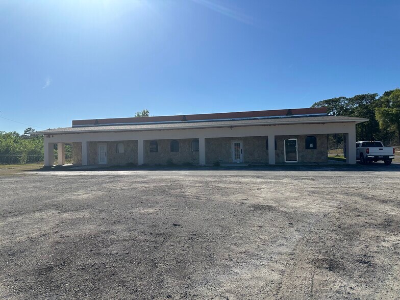 5273 Treiman Blvd, Dade City, FL à vendre - Photo de l’immeuble – Image 3 sur 3