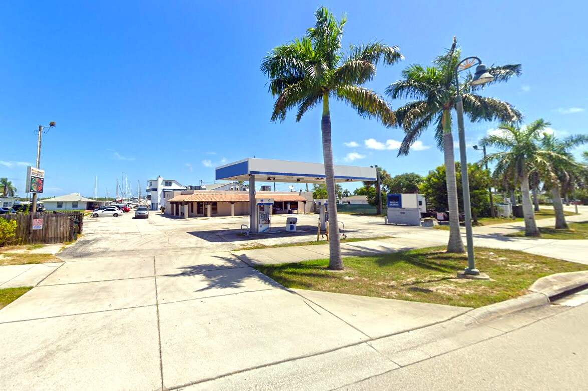 1004-1010 Seaway Dr, Fort Pierce, FL à vendre Photo principale– Image 1 sur 17