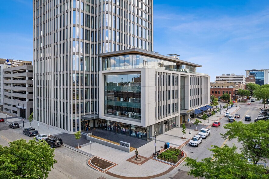 215 Broadway, Fargo, ND à vendre - Photo de l’immeuble – Image 3 sur 3