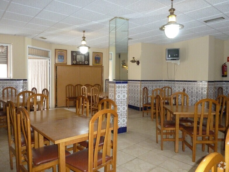 Immeuble residentiel dans Azuqueca de Henares, Guadalajara à vendre - Photo intérieure – Image 1 sur 1