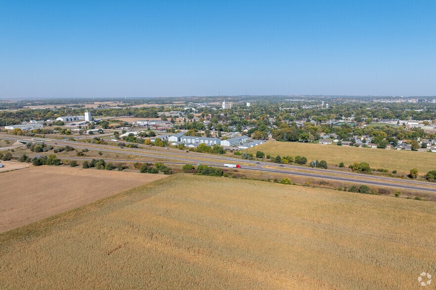 5208 Dakota Ave, South Sioux City, NE à vendre - Aérien – Image 2 sur 10