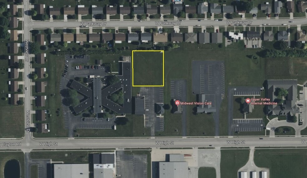 W High St, Piqua, OH à vendre - Aérien – Image 1 sur 1