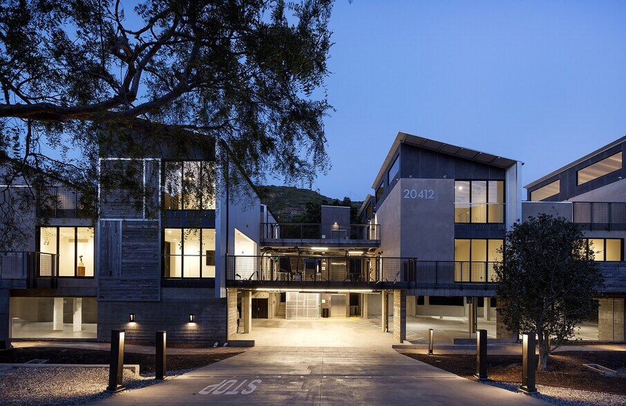 20412 Laguna Canyon Rd, Laguna Beach, CA à vendre - Photo de l’immeuble – Image 1 sur 72