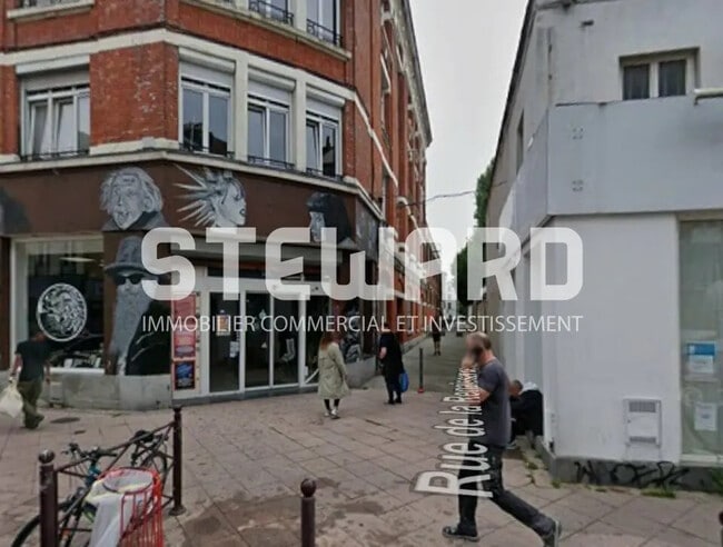 Plus de détails pour Local commercial à louer