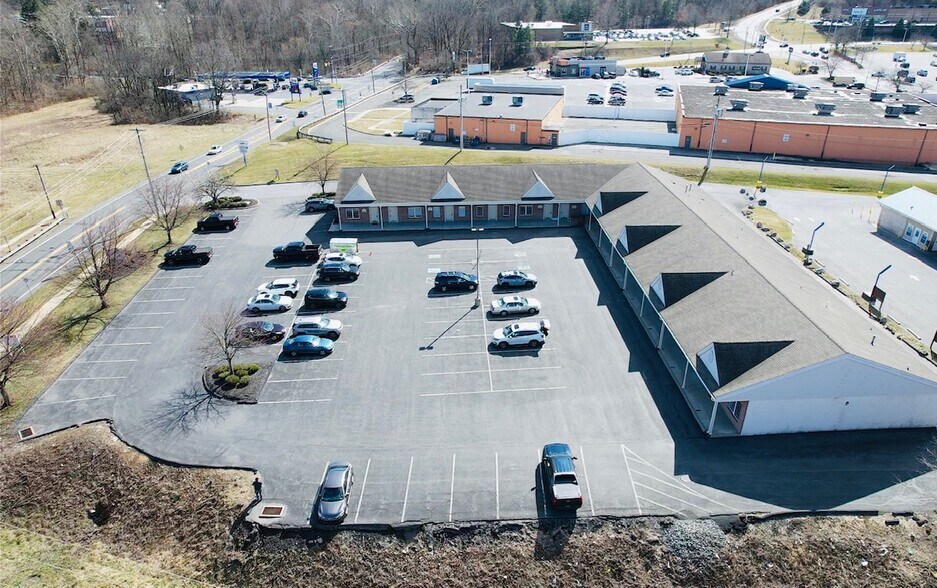 1829 New Holland Rd, Reading, PA à vendre - Photo de l’immeuble – Image 1 sur 4