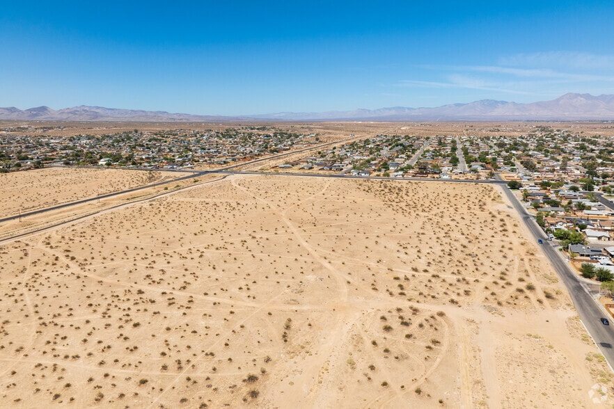South Downs Street, Ridgecrest, CA à vendre - Aérien – Image 3 sur 14