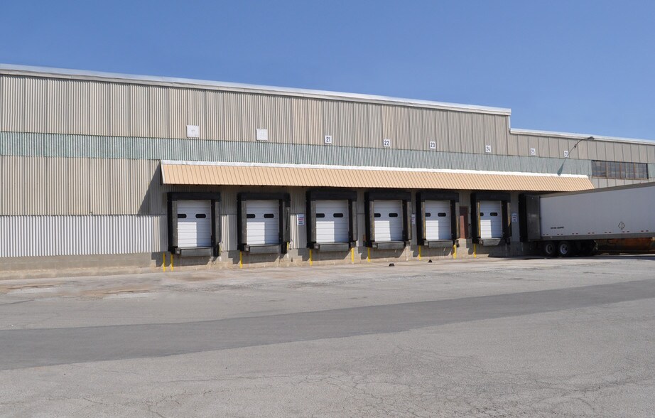 631 S Richland Ave, York, PA à louer - Photo de l’immeuble – Image 1 sur 7