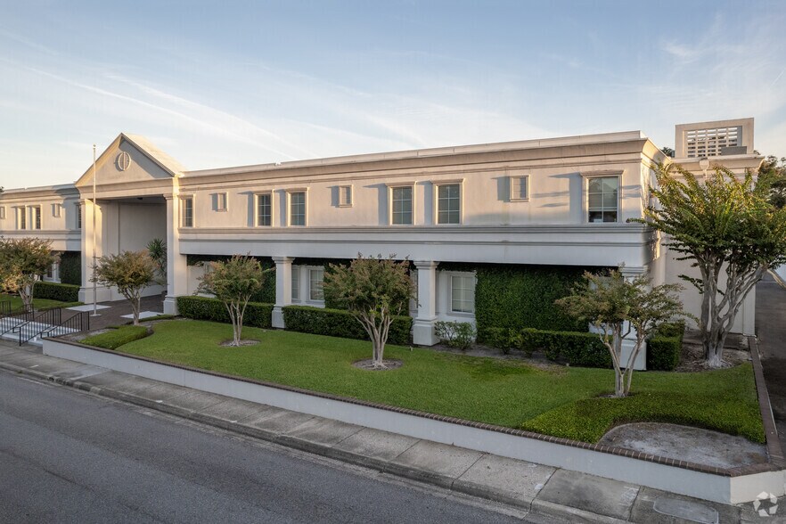 807 W Morse Blvd, Winter Park, FL à louer - Photo de l’immeuble – Image 3 sur 5