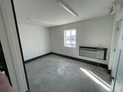 Interior 5