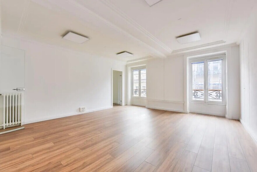 Bureau dans Paris à louer - Photo de l’immeuble – Image 1 sur 8