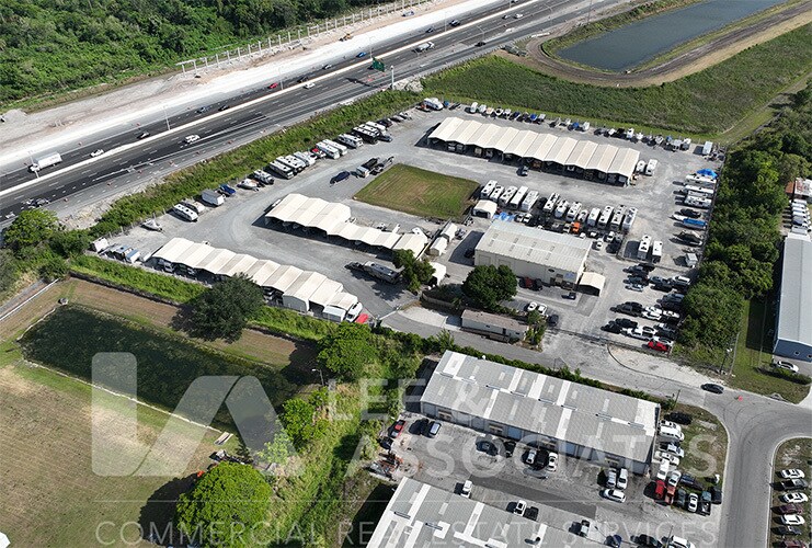 471 LF Roper Pky, Ocoee, FL à louer - Photo de l’immeuble – Image 1 sur 3