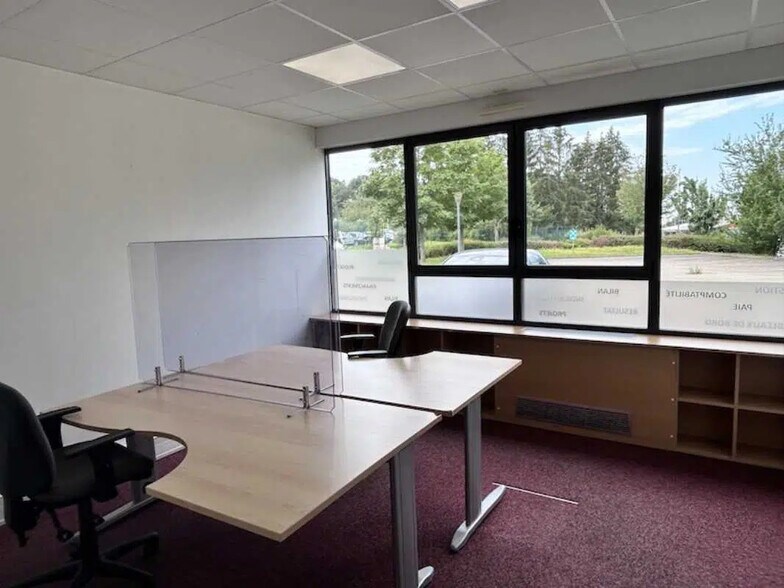 Bureau dans Bourg-en-Bresse à vendre - Photo intérieure – Image 2 sur 7