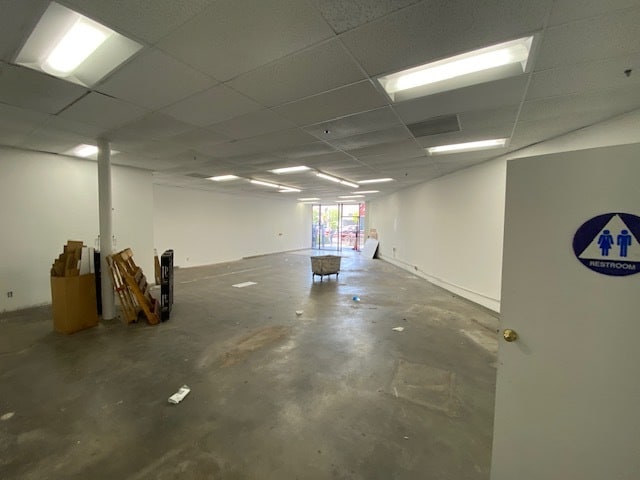 11870 Santa Monica Blvd, Santa Monica, CA à louer - Photo intérieure – Image 2 sur 12