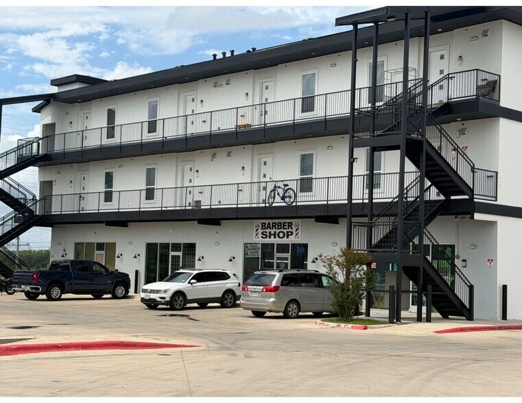 4507 E Martin Luther King Jr Blvd, Austin, TX à vendre - Photo de l’immeuble – Image 3 sur 12