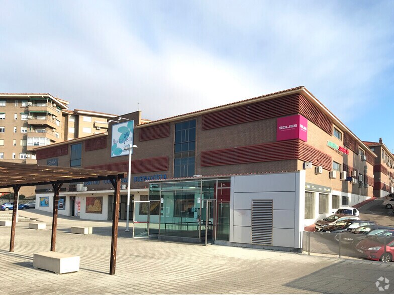 Bureaux/Local commercial dans Toledo, Toledo à louer - Photo de l’immeuble – Image 2 sur 2