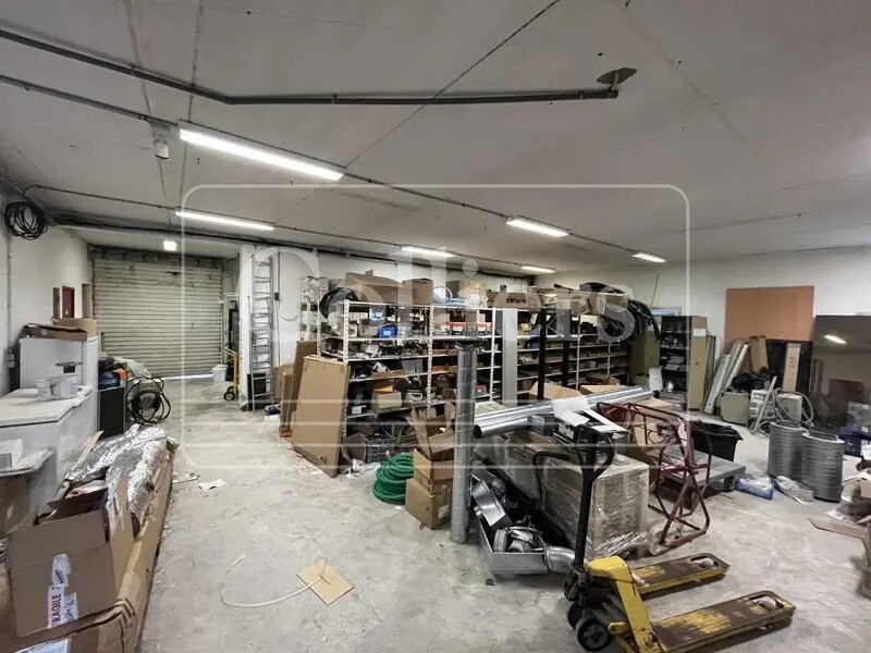 Local d'activités dans Septèmes-les-Vallons à vendre Photo intérieure– Image 1 sur 16