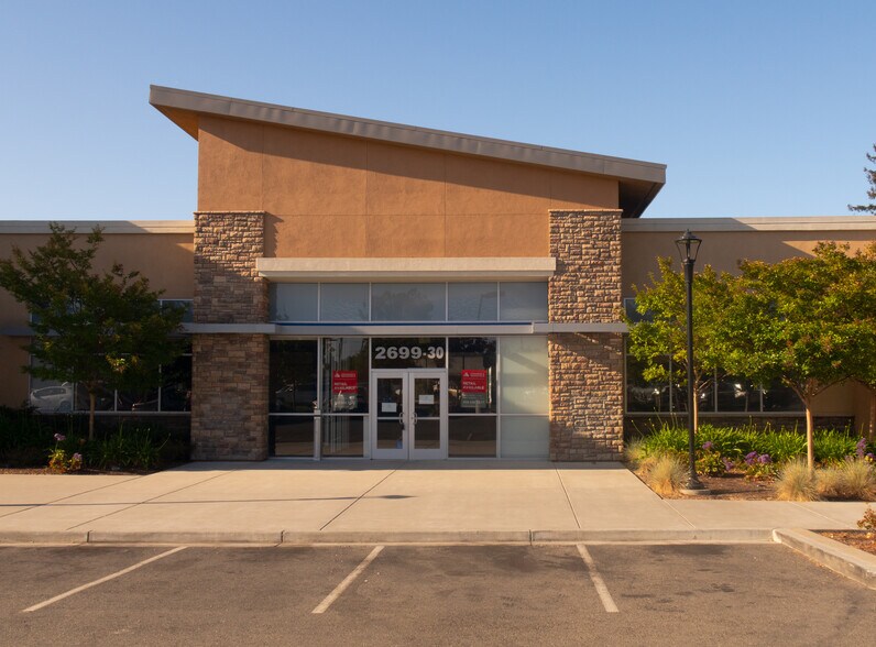 2699 Union Ave, San Jose, CA à louer - Photo de l’immeuble – Image 3 sur 5