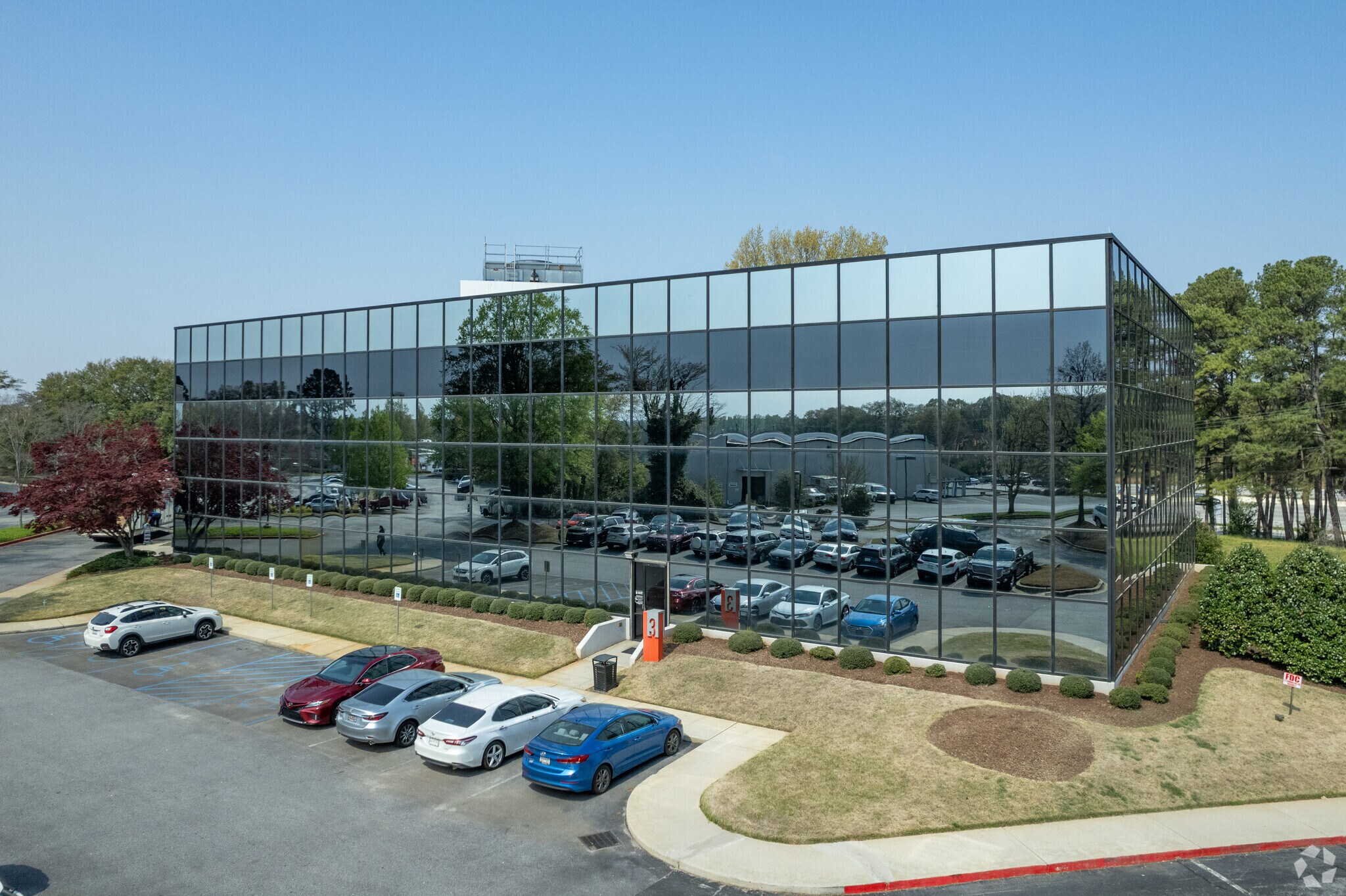 777 Lowndes Hill Rd, Greenville, SC à louer Photo principale– Image 1 sur 10