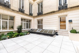 Plus de détails pour 32 Rue De La Bienfaisance, Paris - Bureau à louer