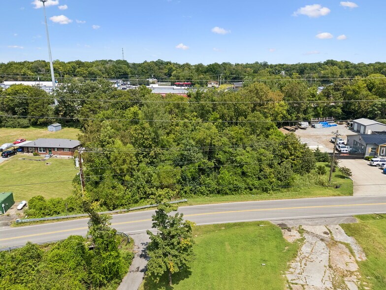 274 Rockland Rd, Hendersonville, TN à vendre - Photo de l’immeuble – Image 2 sur 9