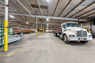 5115 Frontage Rd N, Lakeland, FL à louer Photo de l’immeuble– Image 2 sur 19