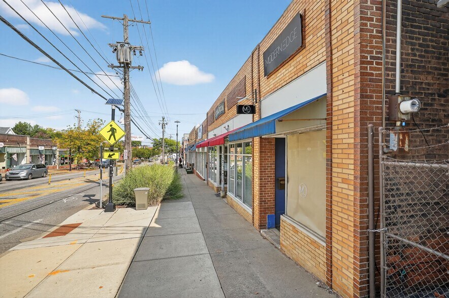 2245-2275 Lee Rd, Cleveland Heights, OH à vendre - Photo de l’immeuble – Image 3 sur 25