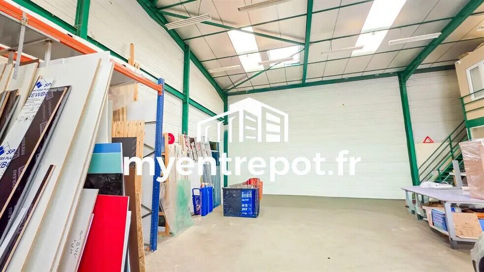 Local d’activités dans Aubagne à louer - Photo intérieure – Image 3 sur 6