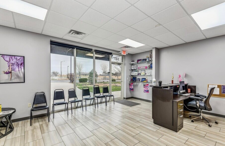 541 S Riverview St, Andover, KS à louer - Photo de l’immeuble – Image 3 sur 10