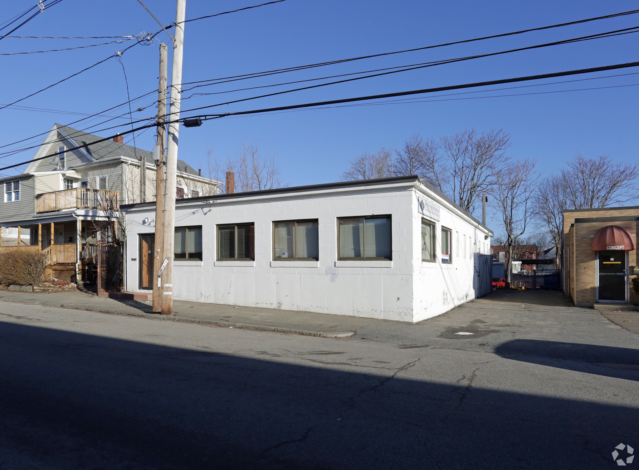 83 Felton St, Waltham, MA à louer Photo principale– Image 1 sur 2