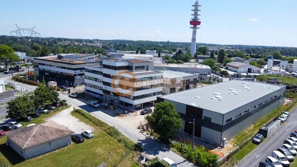 Bureau dans Artigues-près-Bordeaux à vendre - Photo de l’immeuble – Image 1 sur 7