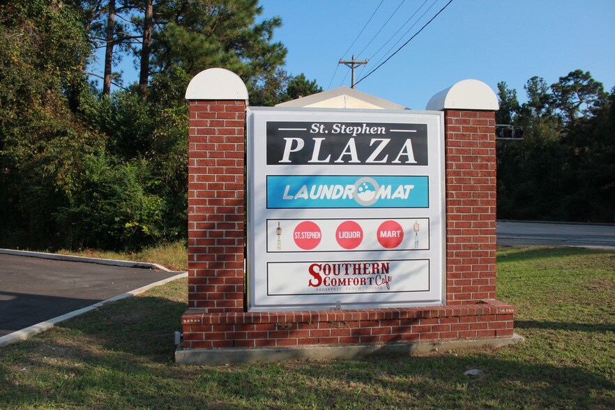 106 M L King Blvd, Saint Stephen, SC à vendre - Photo de l’immeuble – Image 2 sur 25