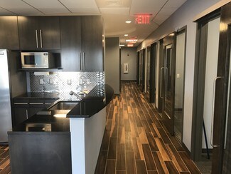 Plus de détails pour 170 Meeting St, Charleston, SC - Coworking à louer