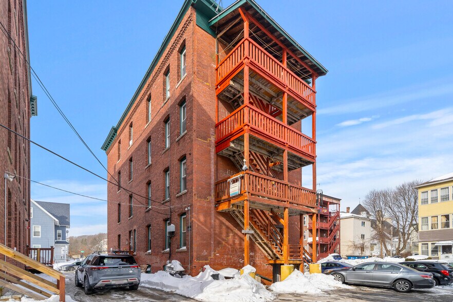 70-72 Russell Street, Worcester, MA à vendre - Photo de l’immeuble – Image 3 sur 21