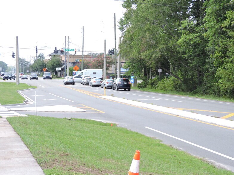 12606 Yellow Bluff Rd, Jacksonville, FL à vendre - Photo de l’immeuble – Image 3 sur 28