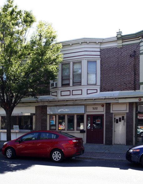 522 Monmouth St, Gloucester City, NJ à vendre - Photo principale – Image 1 sur 7