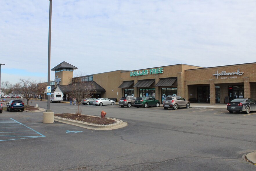 650-700 N State Rd, Davison, MI à louer - Photo de l’immeuble – Image 2 sur 13