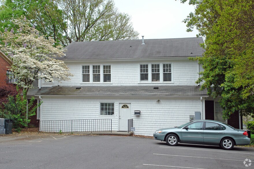1423-1427 E 7th St, Charlotte, NC à louer - Photo de l’immeuble – Image 3 sur 5