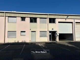 Plus de détails pour Bureau, Local d'activités à louer