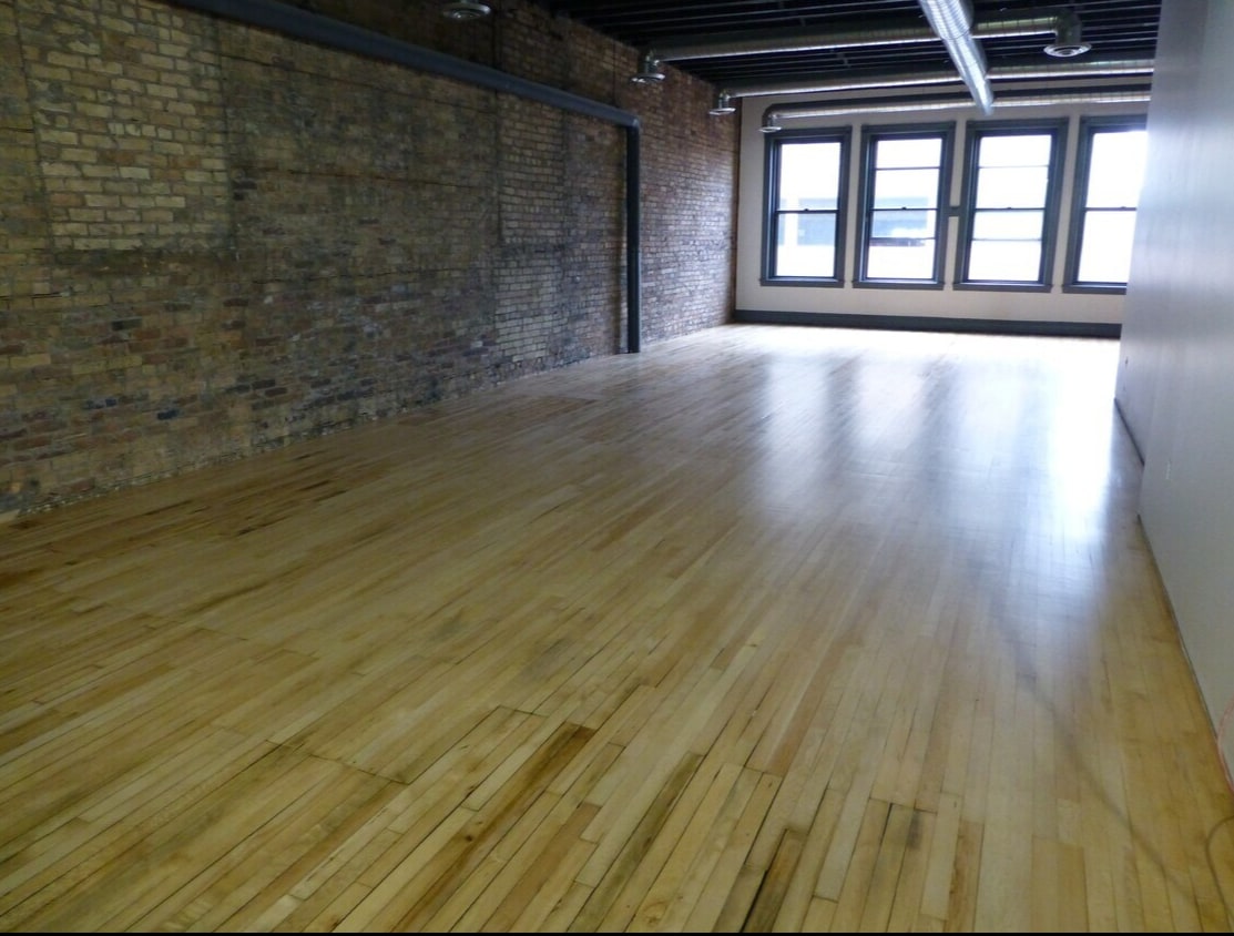 219 W 1st St, Duluth, MN à louer Photo intérieure– Image 1 sur 3