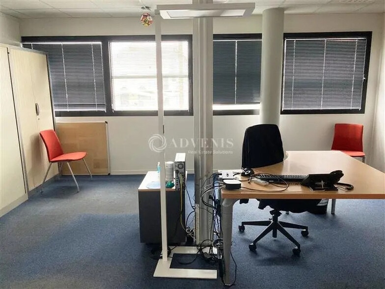 Bureau dans Le Mans à louer - Photo de l’immeuble – Image 2 sur 6