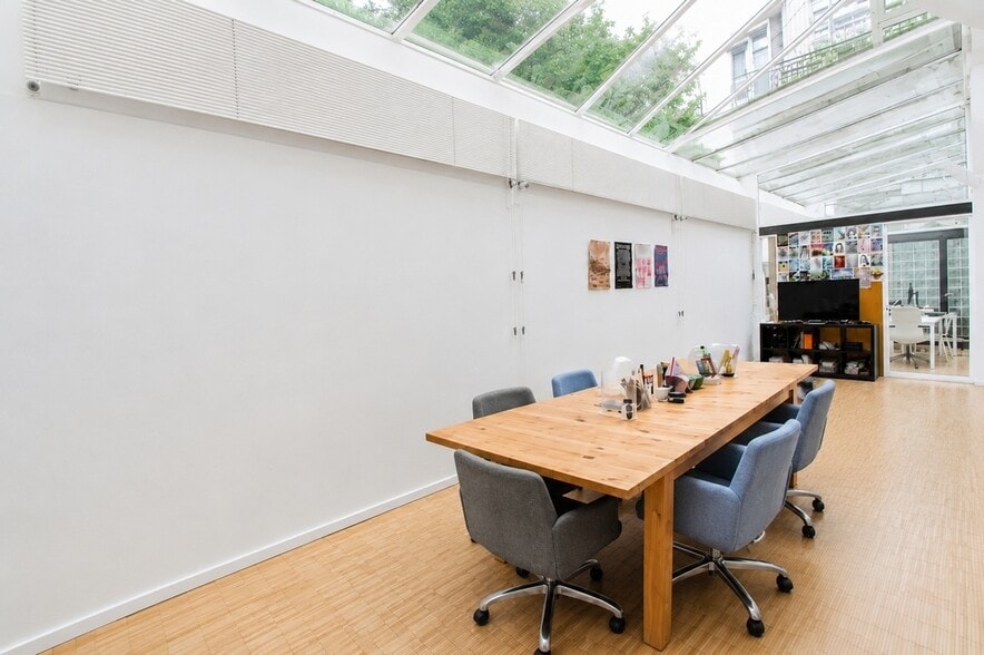 Bureau dans Paris à louer - Photo de l’immeuble – Image 3 sur 7