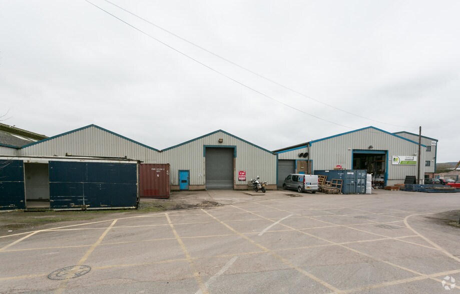 Harbour Rd, Lydney à vendre - Photo de l’immeuble – Image 2 sur 7