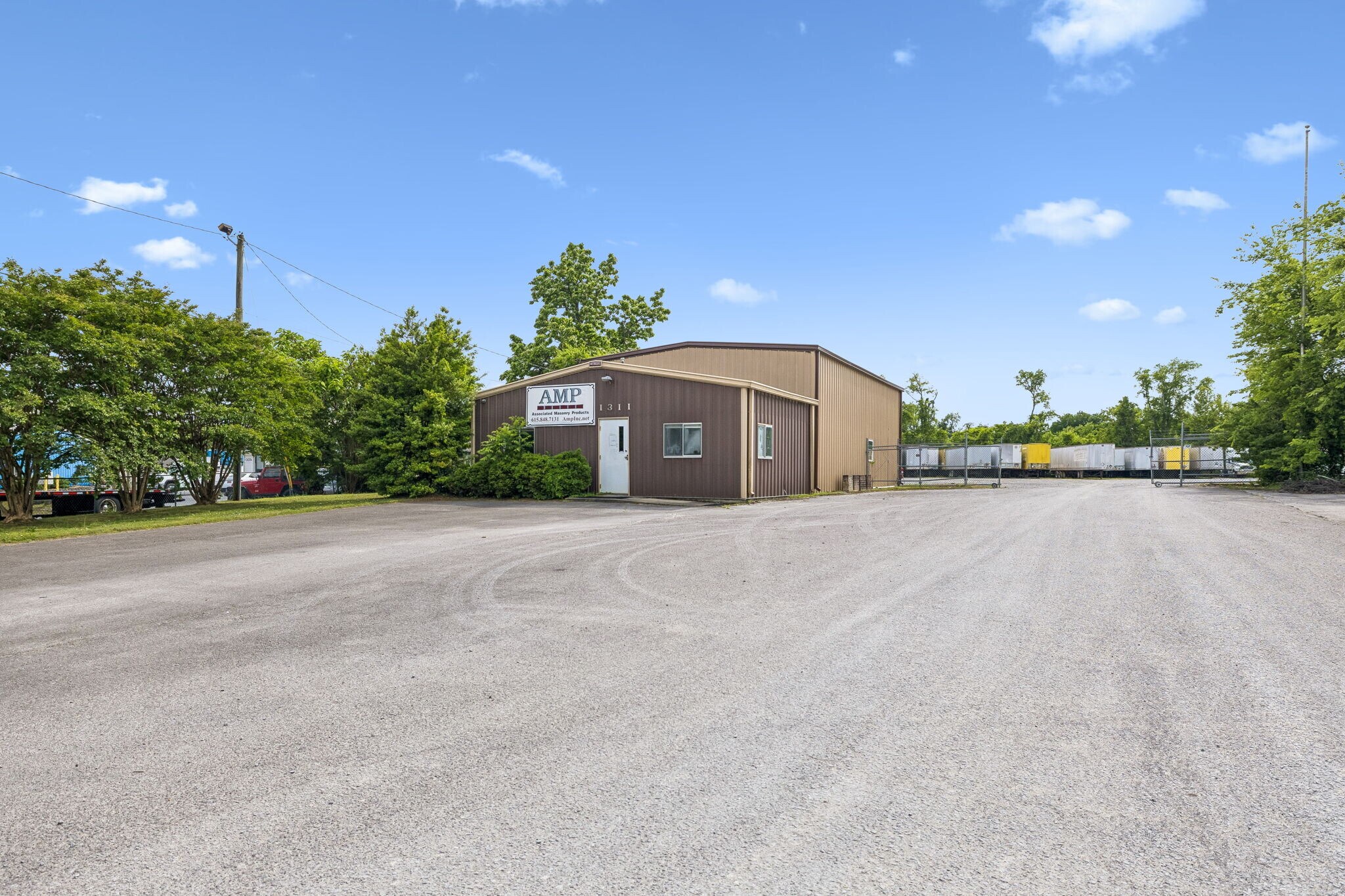 1311 W College St, Murfreesboro, TN à vendre Photo principale– Image 1 sur 45