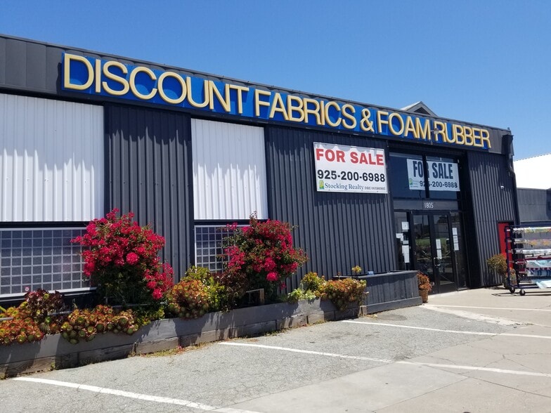 1807 Eastshore Hwy, Berkeley, CA à louer - Photo principale – Image 1 sur 17