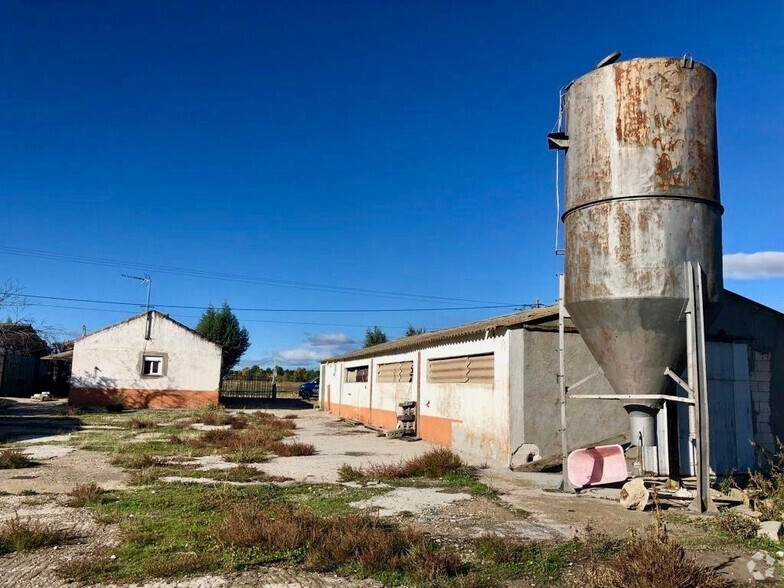 Industriel/Logistique dans San Sebastián de los Reyes, Madrid à vendre - Photo de l’immeuble – Image 3 sur 18