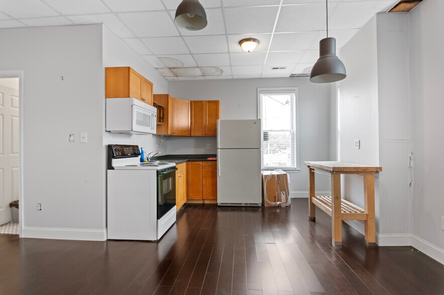 5500 Harford Rd, Baltimore, MD à vendre - Photo de l’immeuble – Image 2 sur 34