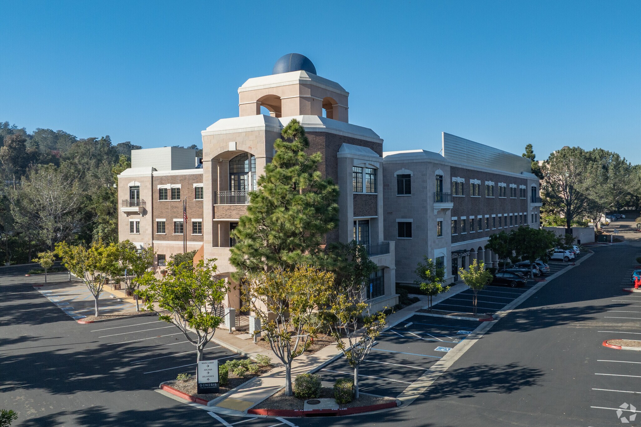 12250 El Camino Real, San Diego, CA à louer Photo principale– Image 1 sur 17