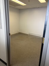 901 1 St Av N, Saskatoon, SK à louer Photo intérieure– Image 1 sur 4